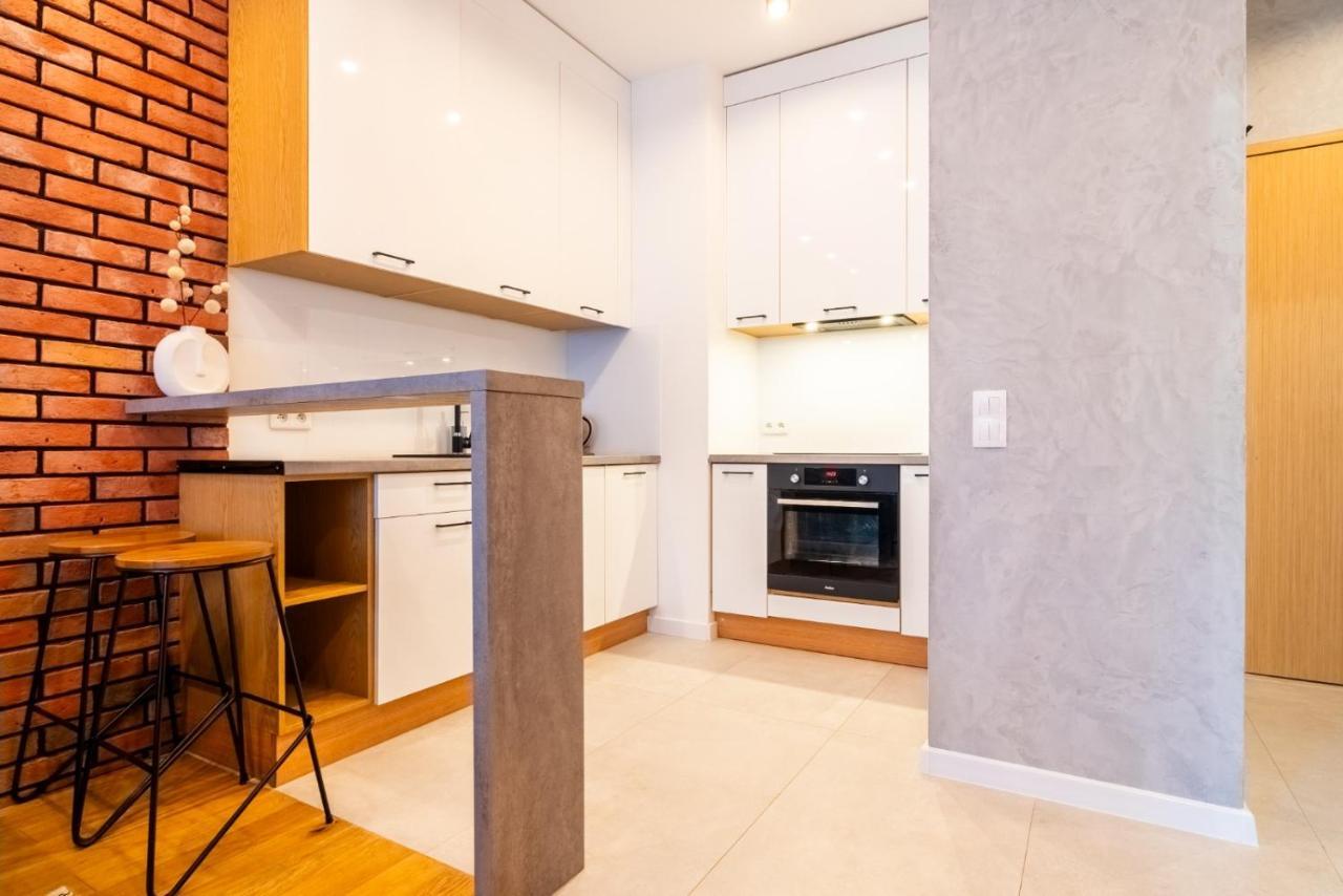 Apartamentysnu, Wola Premium III Z Parkingiem Varsovia Exterior foto